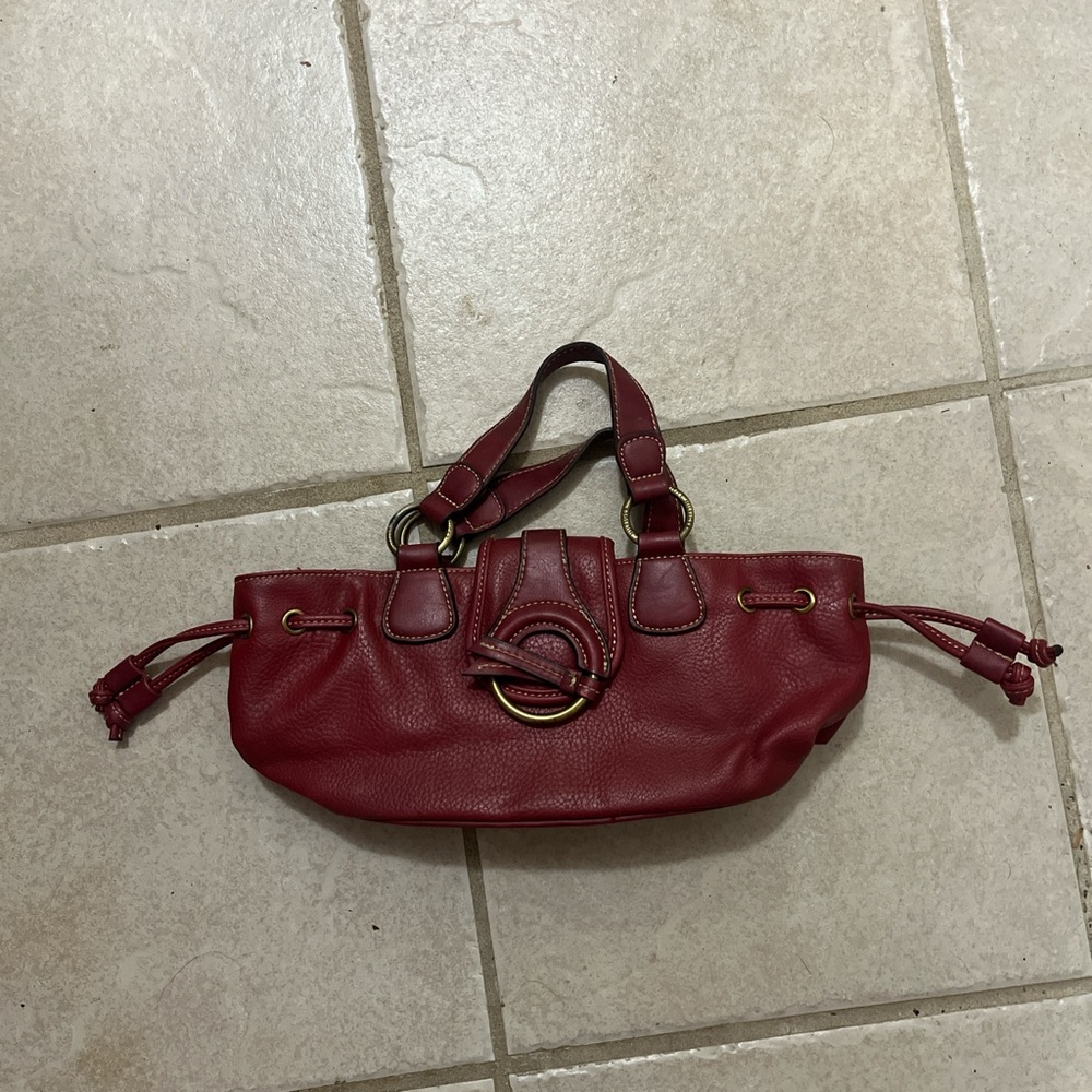 Tommy Hilfiger Red Shoulder Bag with Pleated Design